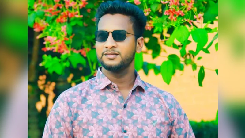 ঘুম থেকে ডেকে তুলে যুবককে ছুরিকাঘাতে হত্যা